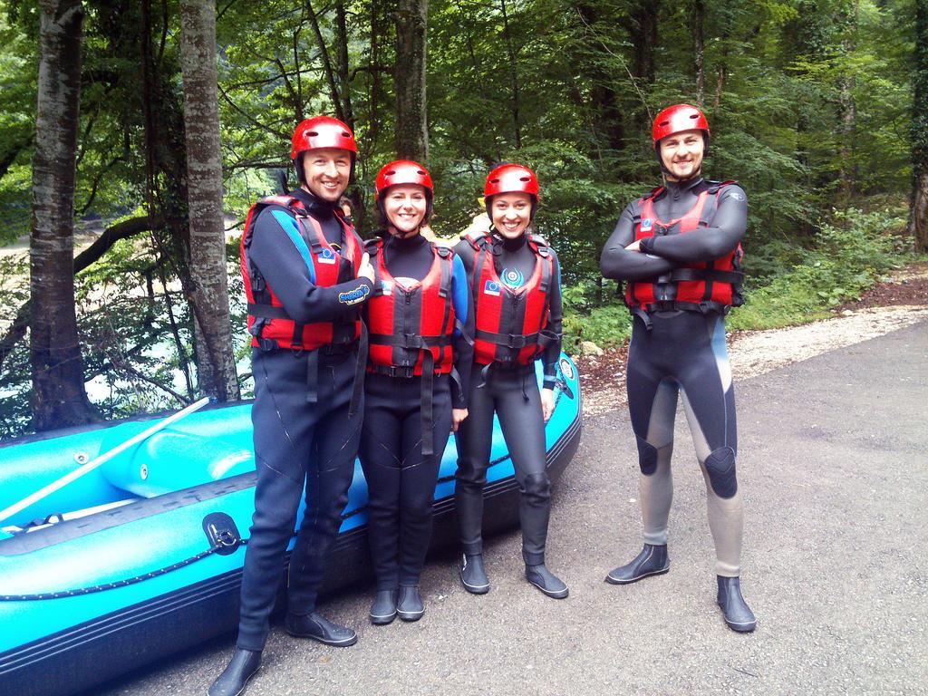 Rafting Camp Tara Center Tri Vodenice Bastasi Bagian luar foto