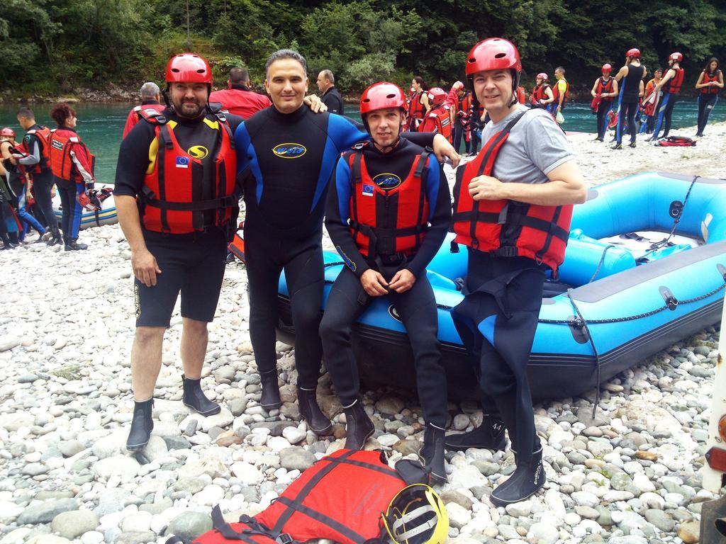 Rafting Camp Tara Center Tri Vodenice Bastasi Bagian luar foto
