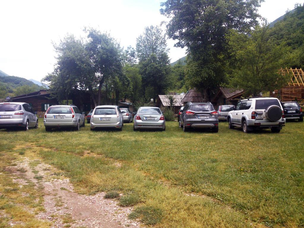 Rafting Camp Tara Center Tri Vodenice Bastasi Bagian luar foto